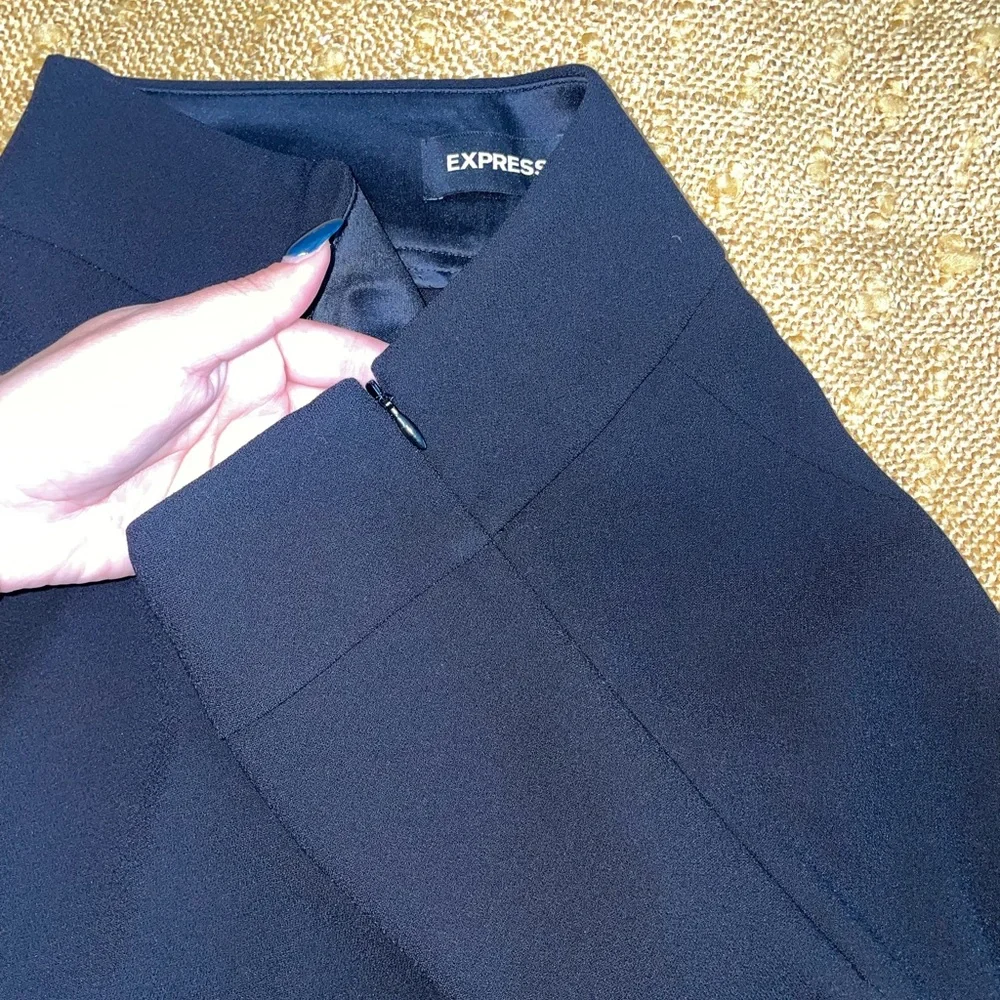 Express High Rise Cropped Culottes - Picture 3 of 5